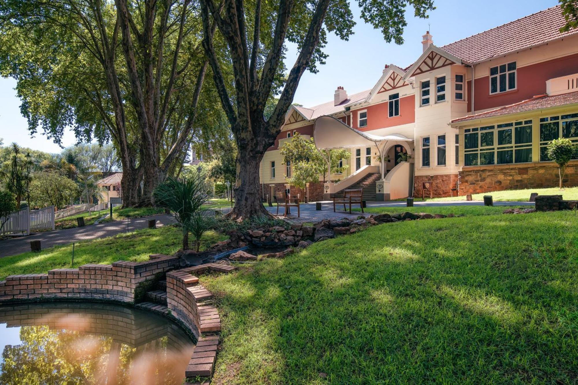 Holiday Inn - Johannesburg Sunnyside Park By Ihg Exterior photo